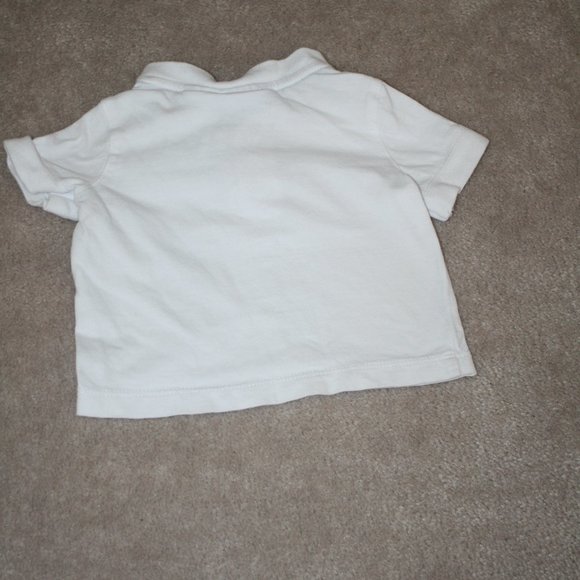 3/$20 White baby boy t-shirt blue pants 6 months - Picture 5 of 11